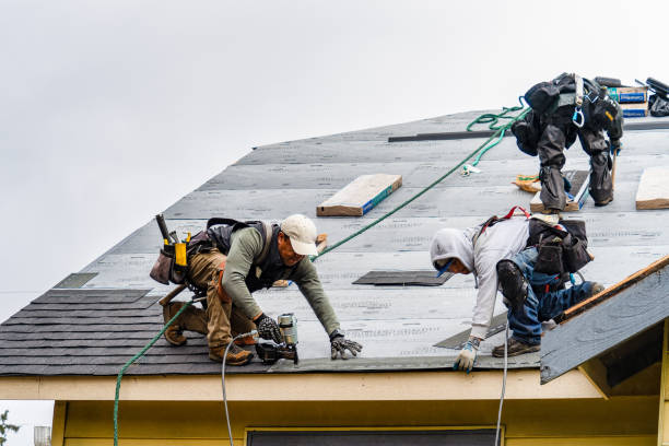 Professional Emergency Roof Repair technician working in East Rochester, OH